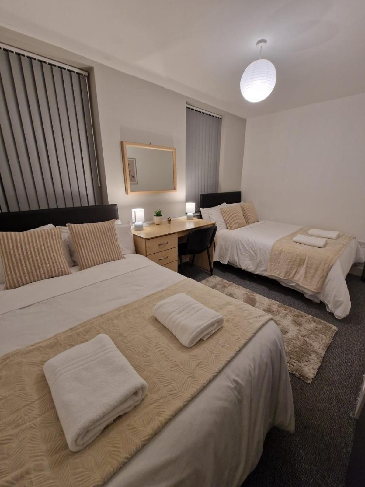 Luxury House In Kensington For 21 Guests *
