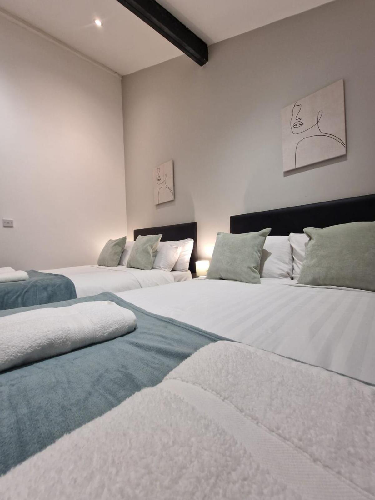 Luxury House In Kensington For 21 Guests Apartment