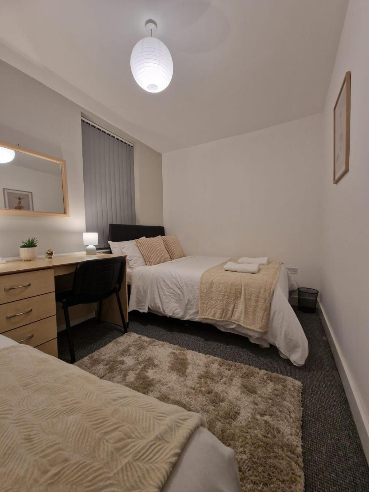 Apartment Luxury House In Kensington For 21 Guests Liverpool